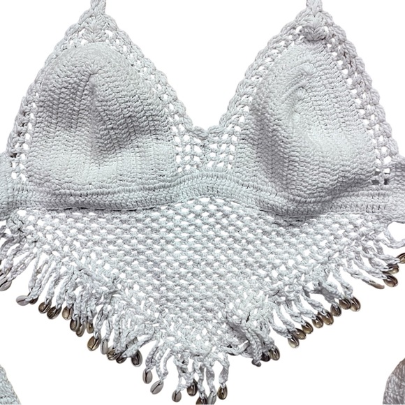 Island Planet Tops - White Crochet Fringe Halter Top with Shells